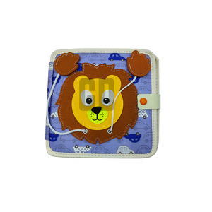 Livre sensoriel interactif en feutre Lion - Product Image 6