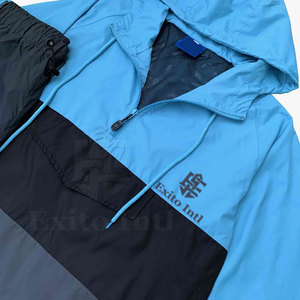 Ensemble coupe-vent d'hiver à capuche en polyester respirant et écologique, survêtements de jogging personnalisables pour la vente en gros - Product Image 4