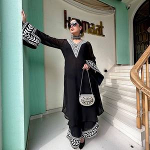 Magnifique Salwar Kameez en coton noir pour les fêtes, taille XL, haut et bas avec dupatta, tenue élégante - Product Image 4