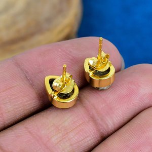 Boucles d'oreilles clous en pierre précieuse œil de chat jaune naturel en forme de poire, plaqué or 18 carats sur argent sterling 925 - Product Image 4