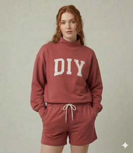 Ensemble short et haut à col montant pour femme, style streetwear, 100 % polyester polaire, respirant, écologique, propre et soigné - Product Image 1