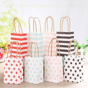 Bolsas de Regalo de Papel Kraft con Diseño Personalizado y Asas Retorcidas, Reciclables, Estilo Clásico para Regalos y Manualidades - Product Image 6