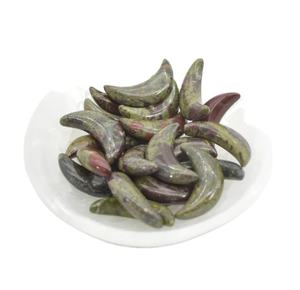 Piedra de Cristal de Jaspe Sangre de Dragón Natural en Forma de Luna Creciente, de la Mejor Calidad, en Oferta, para Regalo a un Mejor Amigo - Product Image 1