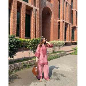 Salwar Kameez en coton de créateur, avec broderie à la main et miroirs, pour soirée, haut et bas - Product Image 4