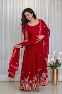Vestido de diseñador con bordado brillante en georgette sintético, con pantalón de microalgodón y dupatta de georgette sintético, completamente cosido, listo para usar. - Product Image 2
