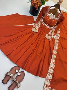 Hermoso conjunto de tres piezas Anarkali con bordados de lentejuelas, Salwar Kameez, vestido étnico indio pakistaní, vestido abaya. - Product Image 4