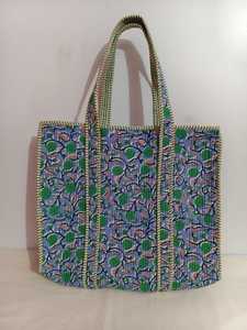 Bolso Tote Acolchado con Cierre, Hecho a Mano, de Algodón, Estilo Boho, Reutilizable, para Uso Diario - Product Image 4