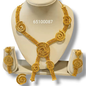 AWAIS HOUSE Collier Hiphop en laiton plaqué or 6 grammes avec diamant serti griffe infini, pour femmes africaines, idéal pour fiançailles, mariage, cadeau ou fête - Product Image 1