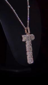 Pendentif Baguette Croix Moissanite Iced Out, Collier Chaîne Hip Hop, Bijoux Religieux Personnalisés - Product Image 2