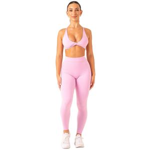 Conjunto Deportivo de 3 Piezas para Mujer, Ropa Deportiva para Yoga, Running y Entrenamiento, Shorts y Sujetador Deportivos Sin Costuras - Product Image 1