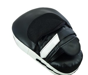 Hot Selling Leather Sports Boxing Curved <b>Focus</b> <b>Pads</b> Punching Target Moisture Wicking Customizable High Quality <b>Focus</b> <b>Pads</b> - Product Image 1