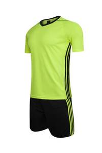 ชุดกรรมการฟุตบอลแบบซับลิเมชั่น โพลีเอสเตอร์ 100% ตัดเย็บอัตโนมัติ แห้งเร็ว ยืดหยุ่นได้ ผลิตตามสั่ง ชุดฝึกซ้อม - Product Image 3