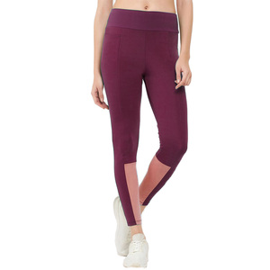 Leggings de compression en spandex premium avec logo personnalisé, patchwork, collants de sport anti-transpiration pour femmes, fabricant de leggings de fitness et de yoga - Product Image 1