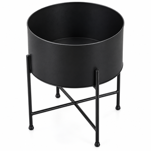 Pot de fleurs cylindrique moderne en métal noir mat avec support et fleurs blanches, décoration contemporaine pour intérieur et extérieur. - Product Image 2