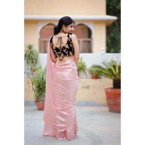 Sari indien en organza fait main avec embellissements pêche, imprimé floral scintillant, silhouette droite, design élégant, pour femme, toutes saisons - Product Image 3
