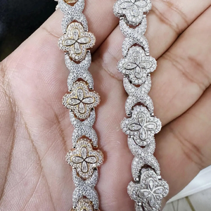 Bracelet de luxe en or massif 18 carats avec strass, chaîne micro-pavée, pierre naturelle taille brillant certifiée IGI – Idéal pour cadeau et soirée - Product Image 4