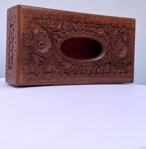 Caja de Pañuelos de Madera Rústica con Patrón Floral Tallado, Calidad Premium, Grabada a Mano, para Decoración de Casa de Campo, Tradebyd - Product Image 1