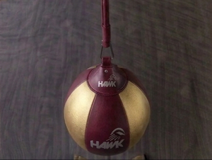 Sac de frappe lourd double extrémité Hawk en cuir PU, élastique, à suspendre, installation facile pour l'entraînement en salle de sport pour adultes - Product Image 3