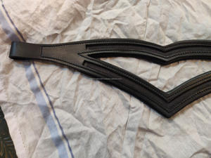 สายรัดคิ้วรูปตัววีแบบคู่มีแผ่นหนังม้าไม่มีซับในสำหรับโรงงาน - Product Image 3