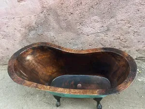 Stylish Rustic Copper Bathtub with Elegant Claw Feet Durable Metal Construction for Hotels Resorts and Residential Bathrooms - Product Image 5