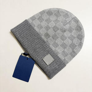 Gorro de Punto Unisex, Gorro de Invierno Acanalado Suave con Tejido Acrílico Elástico y Cálido para Uso Diario Informal al Aire Libre - Product Image 5
