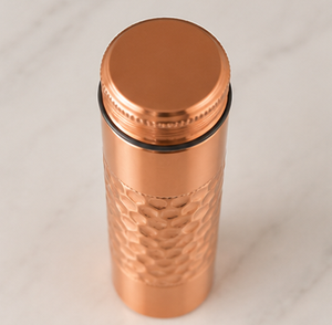 Bouteille d'eau en cuivre pur martelé avec couvercle, style minimaliste, idéale pour les voyages, écologique, en métal - Product Image 3