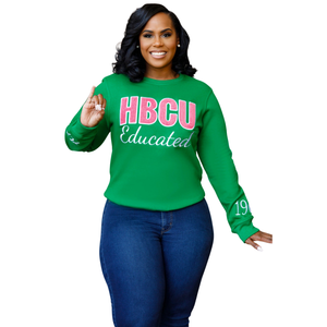 Sweat-shirt en chenille AKA HBCU AKA pour femmes, sweat-shirt à col rond de qualité supérieure avec lettres grecques brodées - Product Image 1