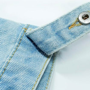 Chaqueta de Mezclilla Cómoda para Niños, Material Suave y Duradero, Perfecta para Uso Diario, Moda Urbana y Aire Libre - Product Image 3