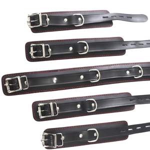 Kit de bondage en peau de mouton imprimé par transfert thermique, 9 pièces, avec menottes, collier, laisse et connecteurs - Product Image 4