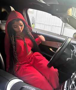 Nouvel ensemble de survêtement deux pièces avec sweat à capuche court en strass et pantalon fluide pour hommes et femmes, broderie de logo personnalisée, tenue d'hiver - Product Image 4