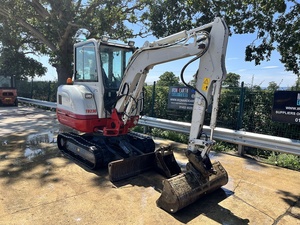 รถขุดขนาดเล็ก Takeuchi TB230 3 ตัน เครื่องยนต์ดีเซล ยันม่าร์ ระบบไฮดรอลิก HYDAC |   แรงบิดสูง รับประกัน 5 ปี - Product Image 3