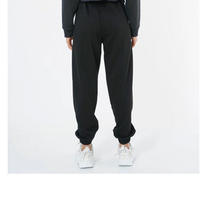 Pantalon de jogging urbain pour femme, coupe oversize, délavé, 100% coton, taille haute, poches latérales, idéal pour l'hiver - Product Image 3