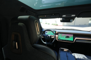 Camioneta R1T Ascends 4WD/AWD 2026 Usada en Buen Estado en Venta - Product Image 4