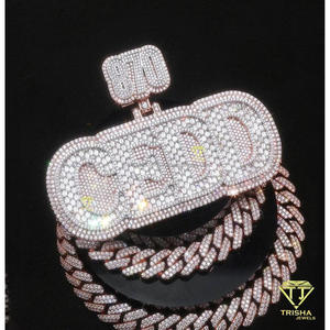 จี้ตัวอักษรฮิปฮอปประดับมอสซาไนต์เงินแท้ 925 คุณภาพสูงจาก Trisha Jewels ชุบทอง 18K ได้รับการรับรองจาก GIA ขนาด 3 นิ้ว - Product Image 3