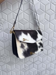 Bolso Bandolera de Cuero Vacuno Elegante para Mujer, Bolso de Mano Multiusos y Bolso de Compras con Nuevo Diseño de Pelo Real en la Piel - Product Image 3