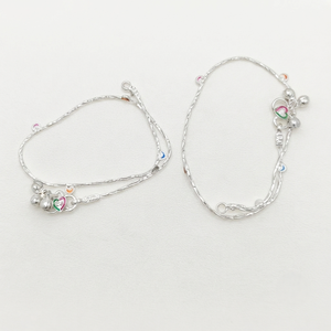 Tobillera de Plata DIVYORO con Campanas de Corazón Esmaltadas - Product Image 1