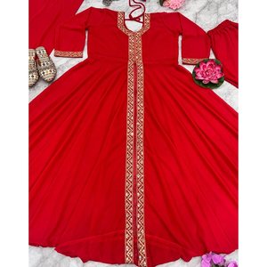 Vestido de Diseñador con Bordado de Encaje, Parte Inferior con Dupatta Roja, Manga Tres Cuartos, Cuello de Doble Capa, Ecológico e Impermeable - Product Image 6