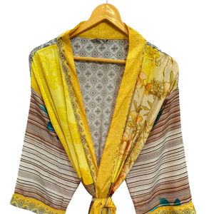 Robes kimono patchwork pour elle, vêtements de nuit, robe longue, kimono en soie sari recyclée vintage indienne fait main - Product Image 1