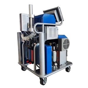 Machine d'application de mousse industrielle avec commande hydraulique pour un travail d'isolation à haut rendement et des performances de pulvérisation stables - Product Image 1