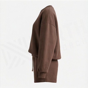 Conjunto de 2 Piezas para Mujer, Sudadera y Pantalones Cortos Marrones, Cuello Redondo, Manga Larga, Corte Holgado, Estilo Casual, Tejido de Algodón, por Encima de la Rodilla - Product Image 3