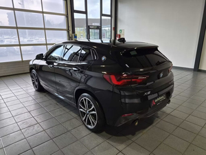 รถยนต์มือสอง ปี 2024 BMW 20i M Sport น้ำมันเบนซิน 4 สูบ 178 แรงม้า ยูโร 6d เกียร์อัตโนมัติ พวงมาลัยซ้าย - Product Image 3