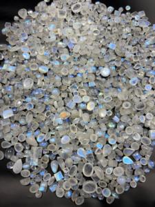Elegant Rainbow Moonstone Calibrated Size Loose Gemstone Fine Jewelry Handmade Moonstone Crystal Gem By Supplier At Best Price - Product Image 5
