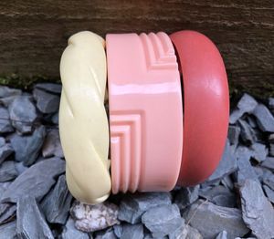 H CRAFT Vintage Resin Bangle Set Geometric Pattern Yellow Pink <b>Red</b> Unisex <b>Bracelets</b> Classic Daily Wear Jewelry Fashion Statement - Product Image 1
