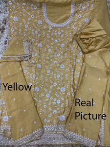 Ensemble 3 pièces brodé indien PinkCityBlocks – Tenue ethnique traditionnelle pakistanaise de créateur en tissu Georgette prêt-à-porter, infroissable - Product Image 2