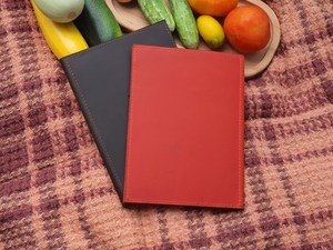 ที่ใส่เมนูหนังแท้สุดหรู งานแฮนด์เมด โลโก้สั่งทำได้ สำหรับโรงแรม คาเฟ่ กันน้ำ น้ำหนักเบา ขายส่งจำนวนมาก - Product Image 6