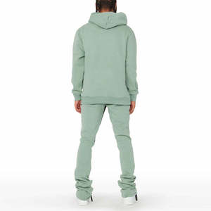 Ensemble de survêtement streetwear vert pour homme, comprenant un sweat à capuche délavé à impression en relief XXL et un pantalon de jogging empilé à bas évasé, vente en gros - Product Image 5