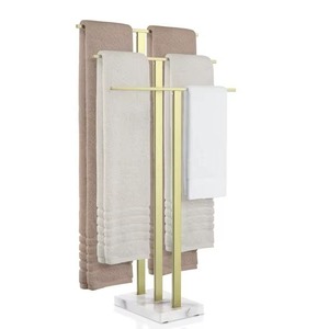 El soporte para toallas más vendido se integra perfectamente en varios estilos de decoración, desde los contemporáneos hasta los industriales y los clásicos. - Product Image 1