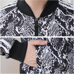 Ensemble de survêtement sportif 2 pièces pour femme, sweat-shirt à manches longues, jogging, avec logo sur le devant, col montant, poches, poids moyen - Product Image 5