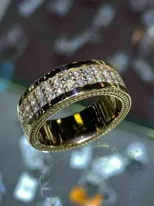 Bague de fiançailles pour homme en moissanite véritable taille ronde 2 carats, plaqué or jaune 14 carats - Product Image 4
