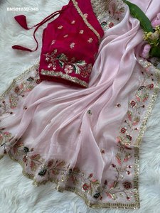 Sari en soie de créateur fantaisie avec bordure fleurie et feuillagée, cordon brodé et travail de sequins de 3 mm - Ensemble prêt-à-porter avec chemisier Saree Love - Product Image 3